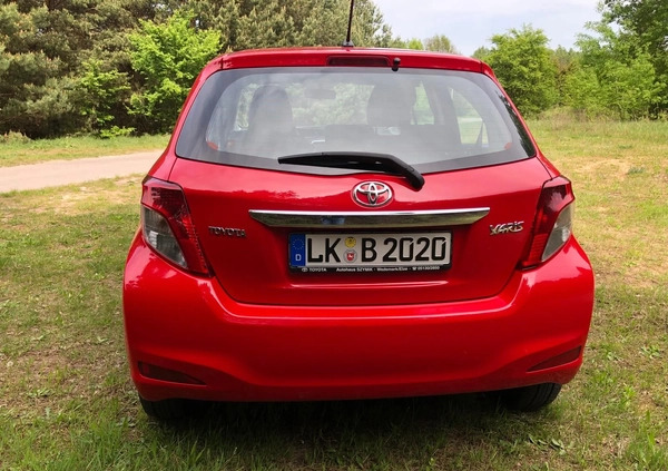 Toyota Yaris cena 26999 przebieg: 139000, rok produkcji 2012 z Sławków małe 781